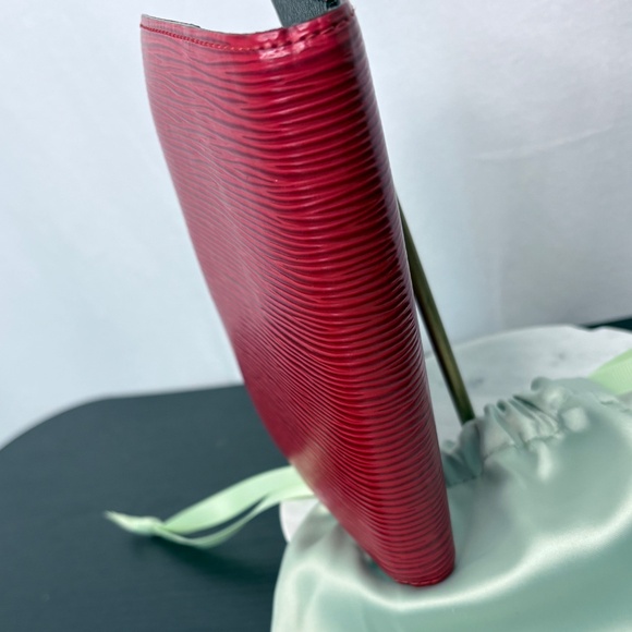 LOUIS VUITTON Epi Leather Small Ring Agenda Cover Red - Picture 11 of 14